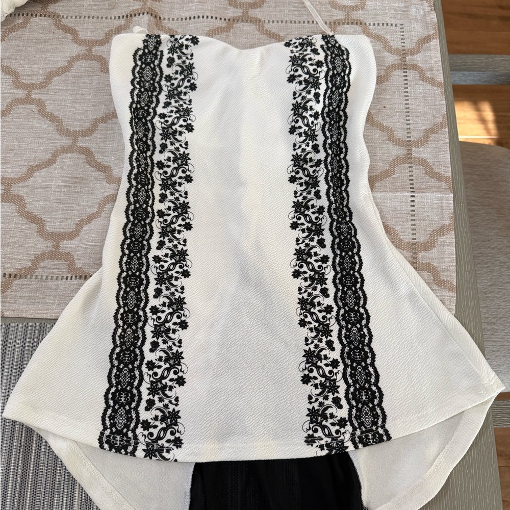 Elegant White and Black Lace Strapless Top